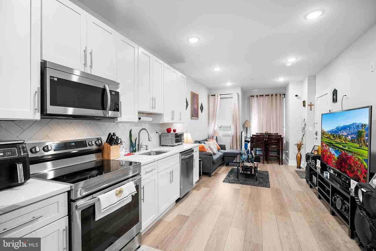 1924 N 6th St #1 - Photo 7 of 17