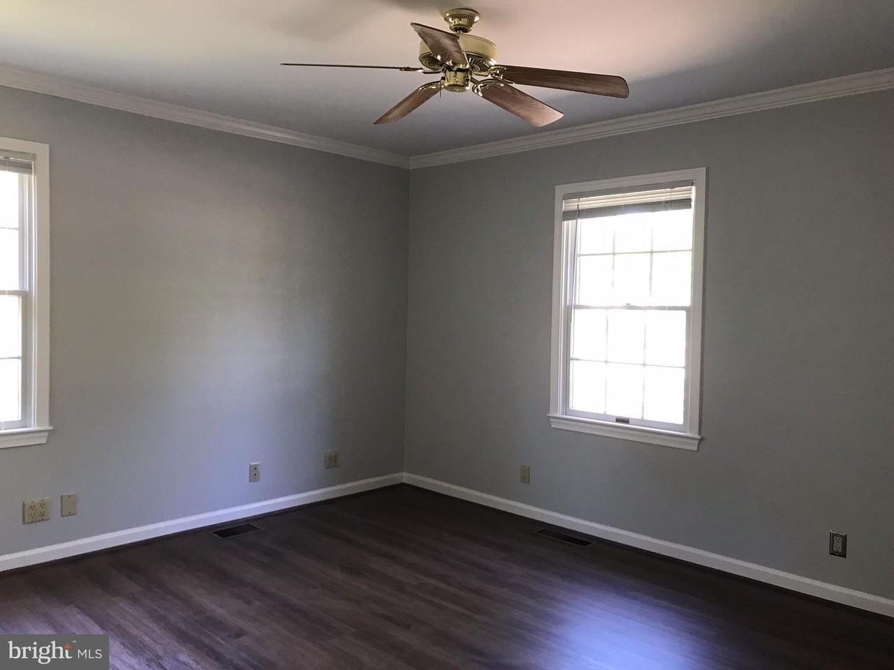 3010 Strathmeade St - Photo 7 of 14