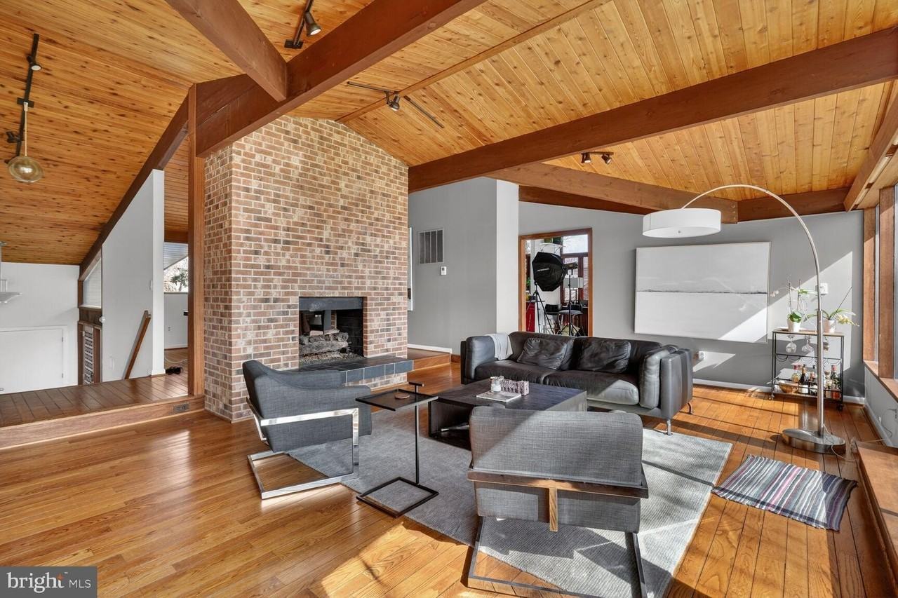 1219 Ingleside Ave - Photo 6 of 36