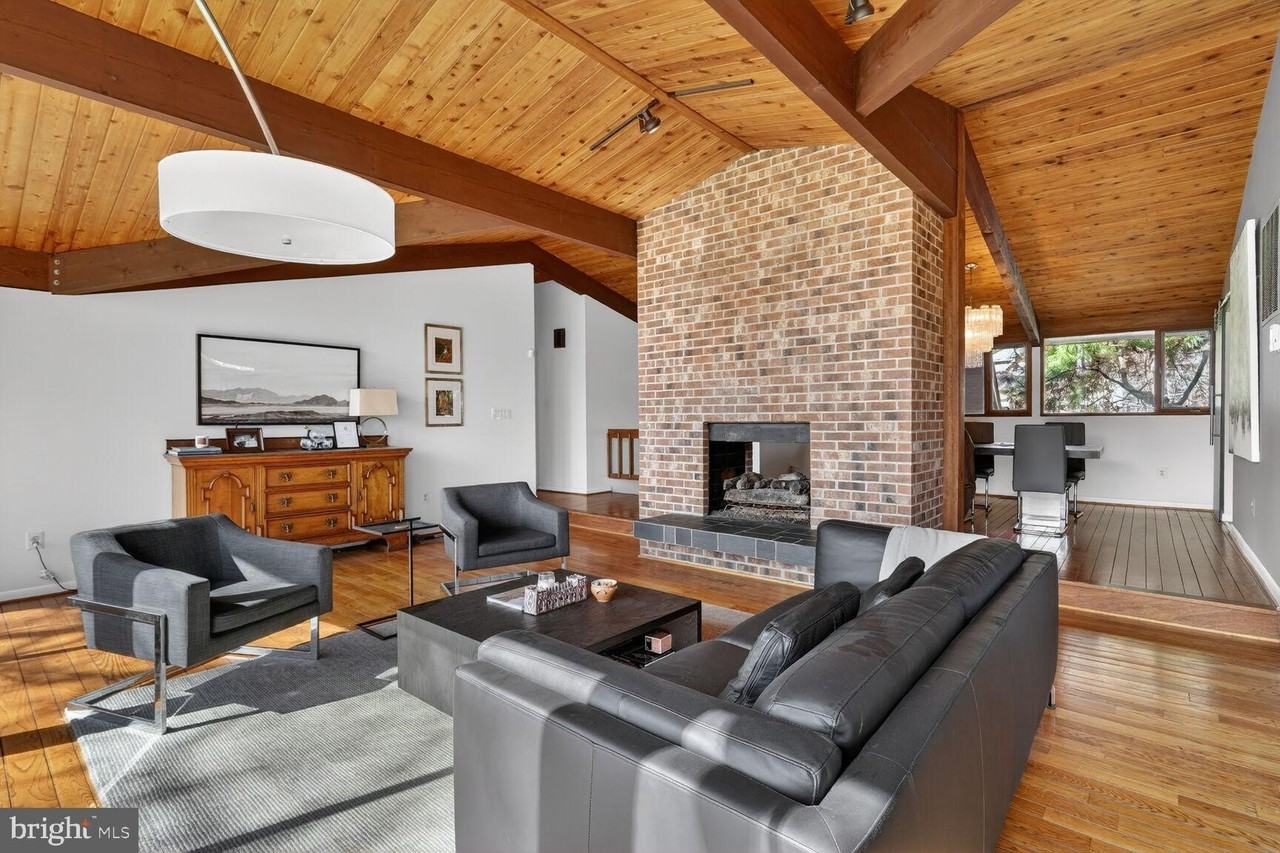 1219 Ingleside Ave - Photo 7 of 36