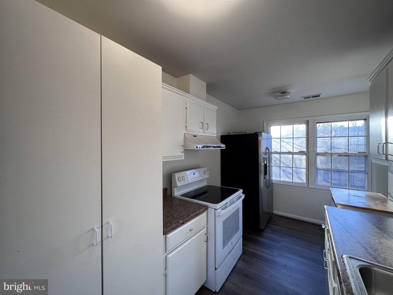 12335 Woodlawn Ct - Photo 6 of 18