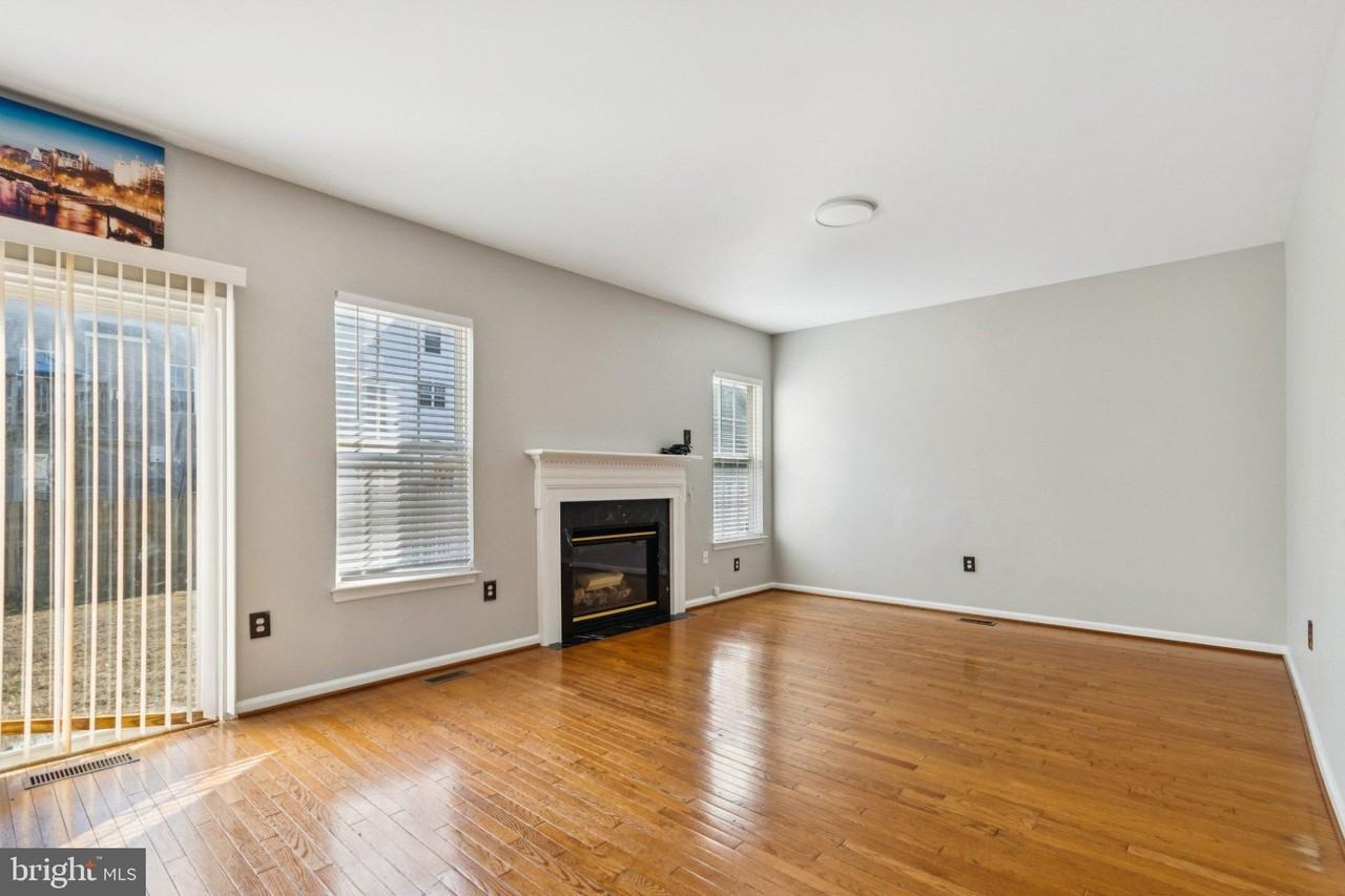 120 Douglas Dr - Photo 7 of 26