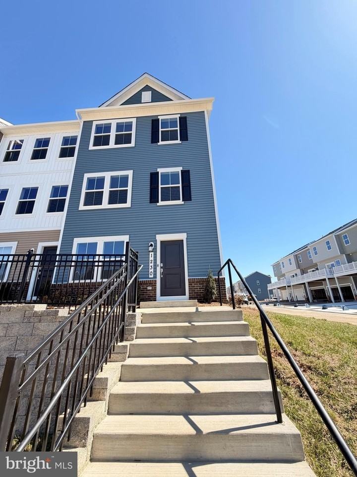 1230 Red Clover Ln - Photo 4 of 47