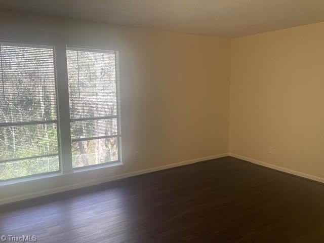 114 Cedar Cove Ln - Photo 5 of 11