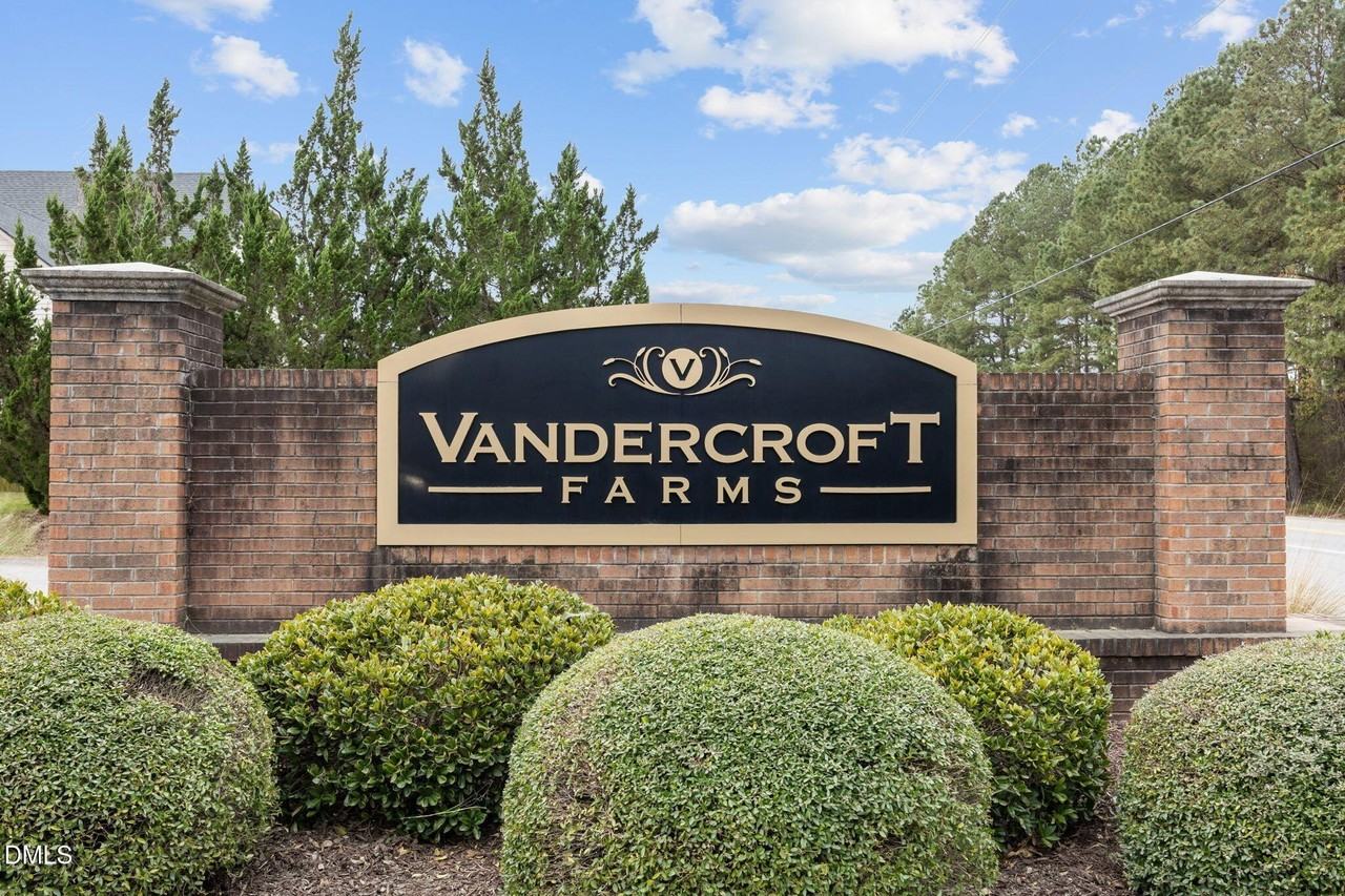 239 Battery Way - Photo 2 of 47