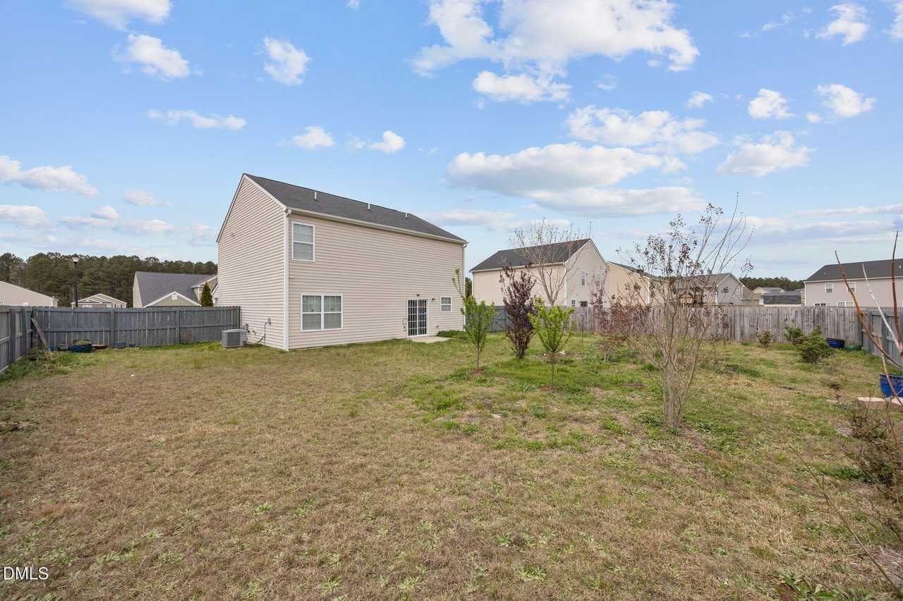 239 Battery Way - Photo 7 of 47