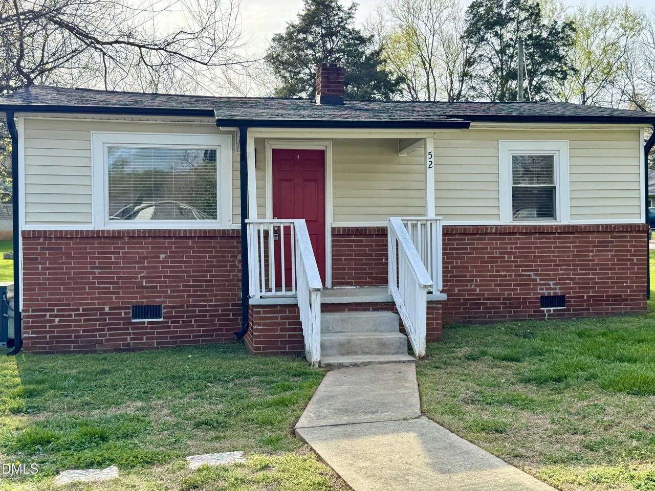 52 Eastwood St - Photo 2 of 20