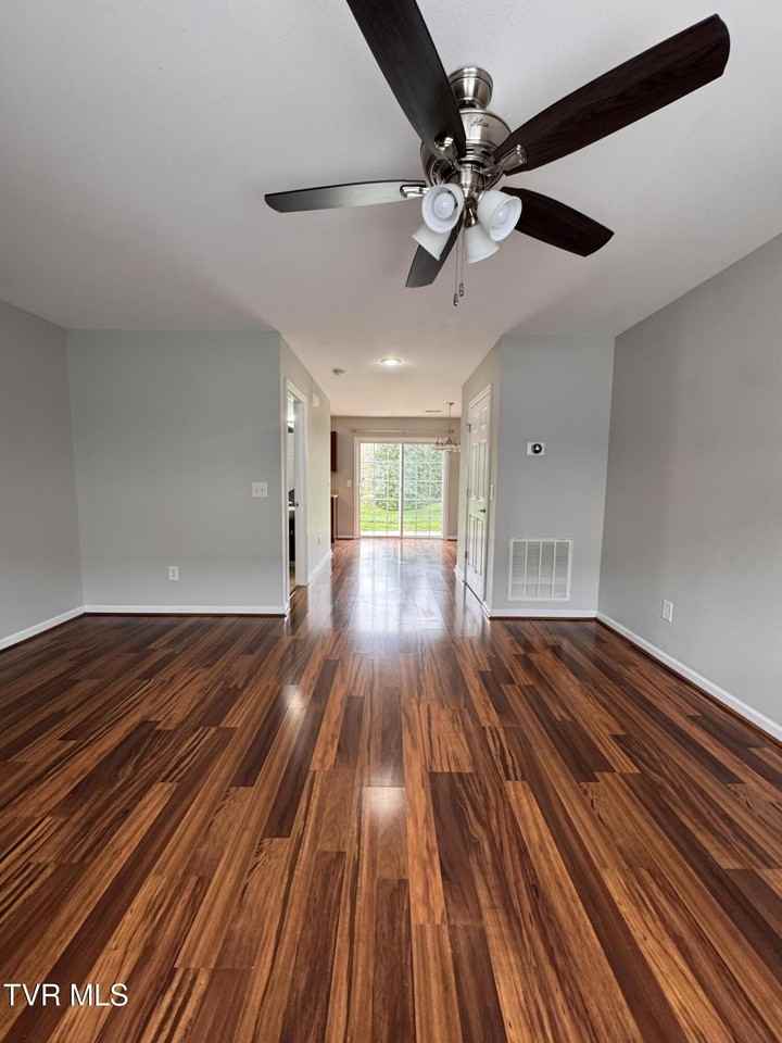 2121 S Greenwood Dr Apt 205 - Photo 5 of 21