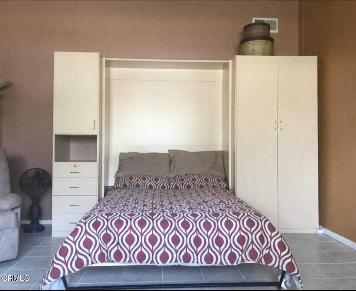 931 Devilfish Dr - Photo 2 of 3