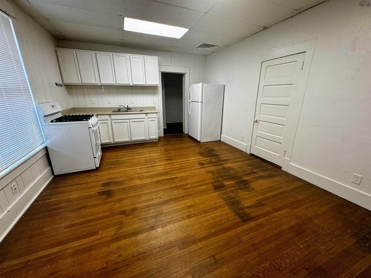 1104 Polk St #A - Photo 5 of 10