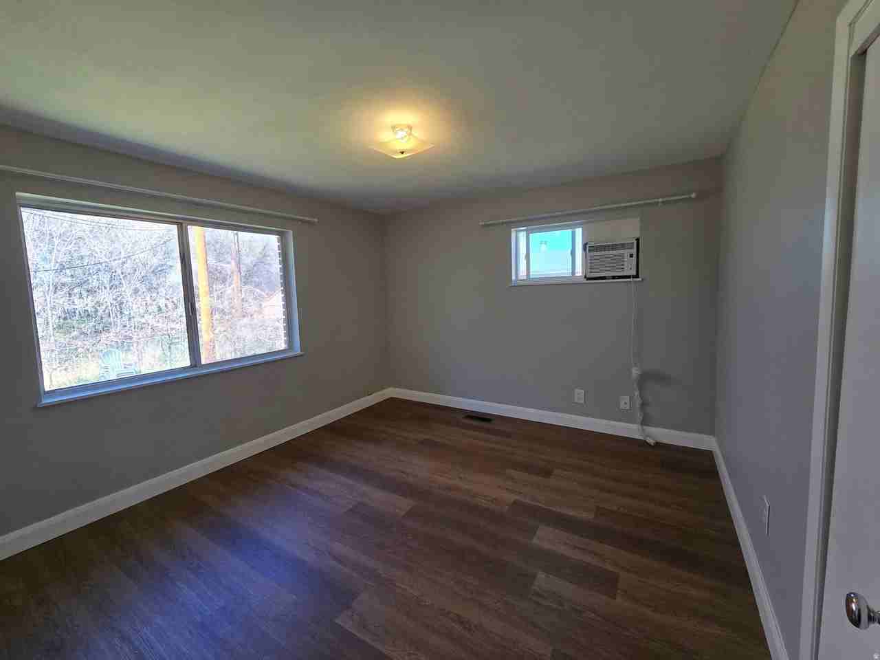 490 Averett Ave Unit 1 - Photo 6 of 11