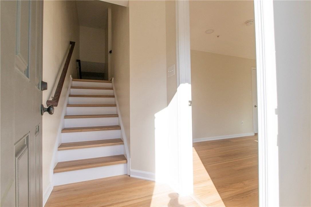 1719 St Johns Ln - Photo 2 of 46