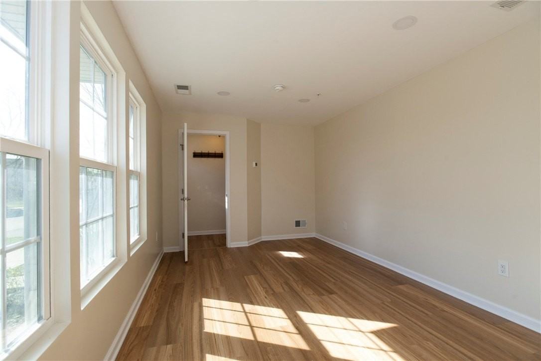 1719 St Johns Ln - Photo 3 of 46