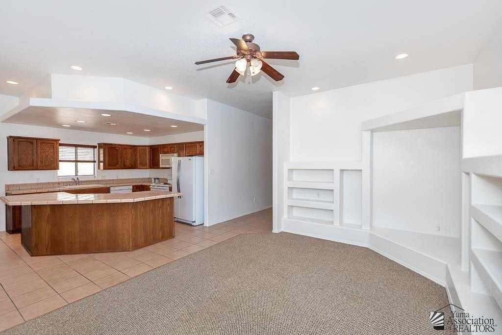 11626 S Dorothy Dr - Photo 5 of 24