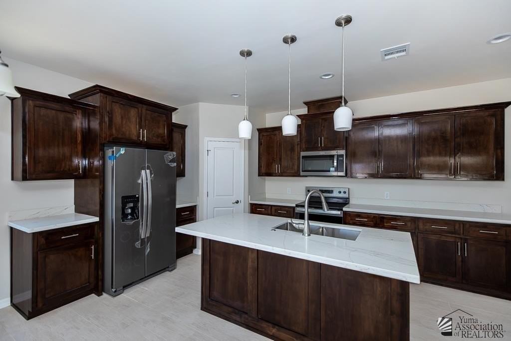 10688 E 45th St - Photo 5 of 19