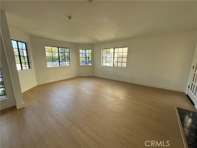 526 S Catalina Ave - Photo 5 of 8