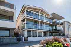 2308 The Strand - Photo 1 of 1