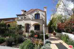 1120 21st St #4 - Photo 1 of 1