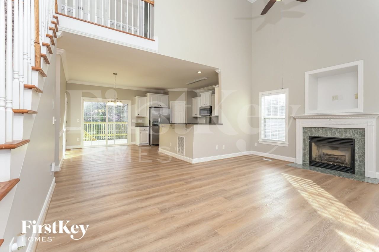 118 Hagen Rd - Photo 4 of 19