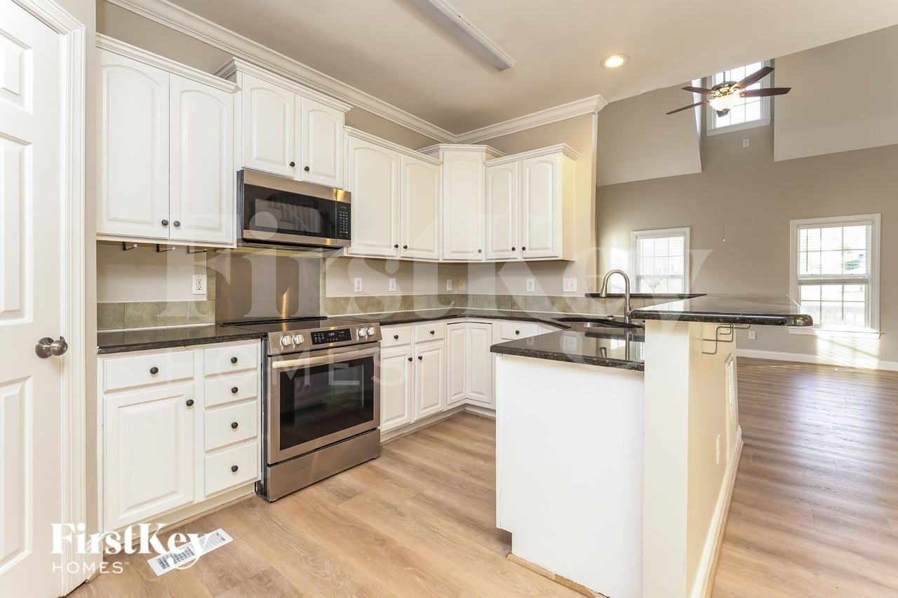 118 Hagen Rd - Photo 6 of 19