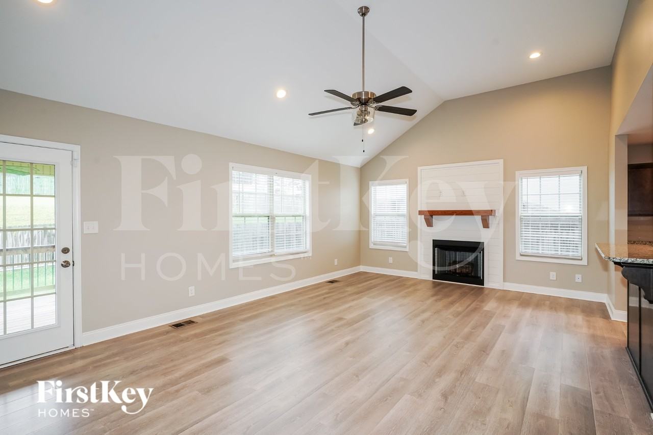 791 Crestone Ln - Photo 2 of 19