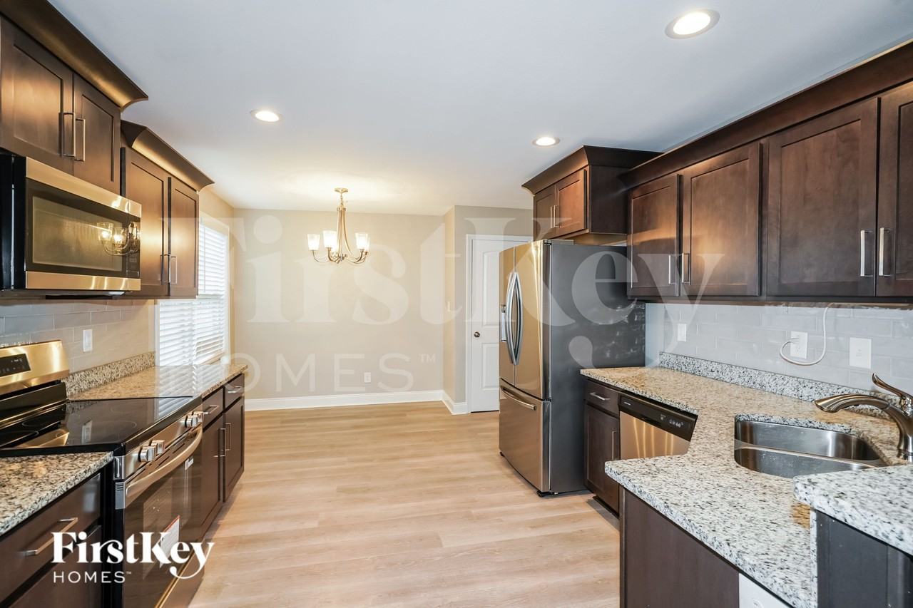 791 Crestone Ln - Photo 6 of 19