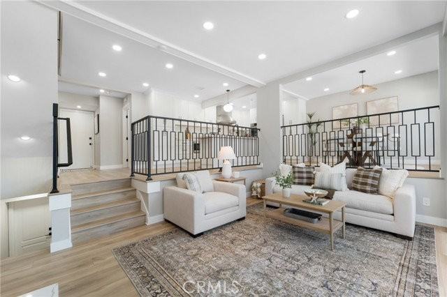 6 Barlovento Ct - Photo 2 of 8