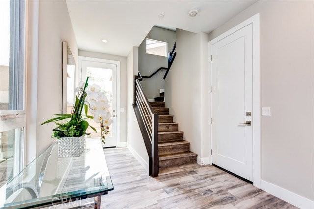 2068 Maple Ave #C - Photo 4 of 7