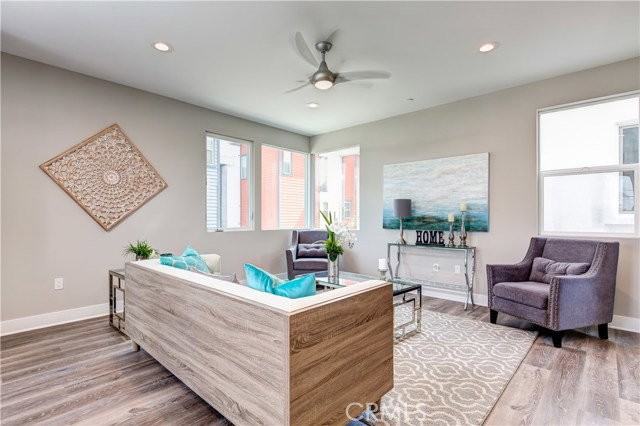 2068 Maple Ave #C - Photo 6 of 7