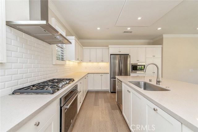 93 Decker - Photo 6 of 6