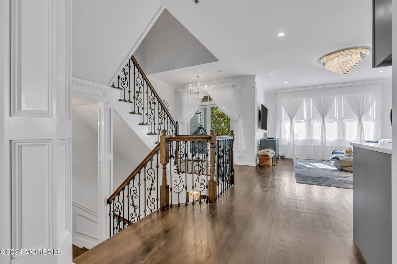 9 Madison Ave - Photo 7 of 29