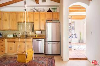 3539 Canon Dr - Photo 7 of 8