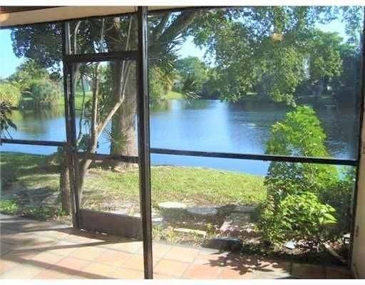 4289 Coral Springs Dr Unit 3f - Photo 3 of 15