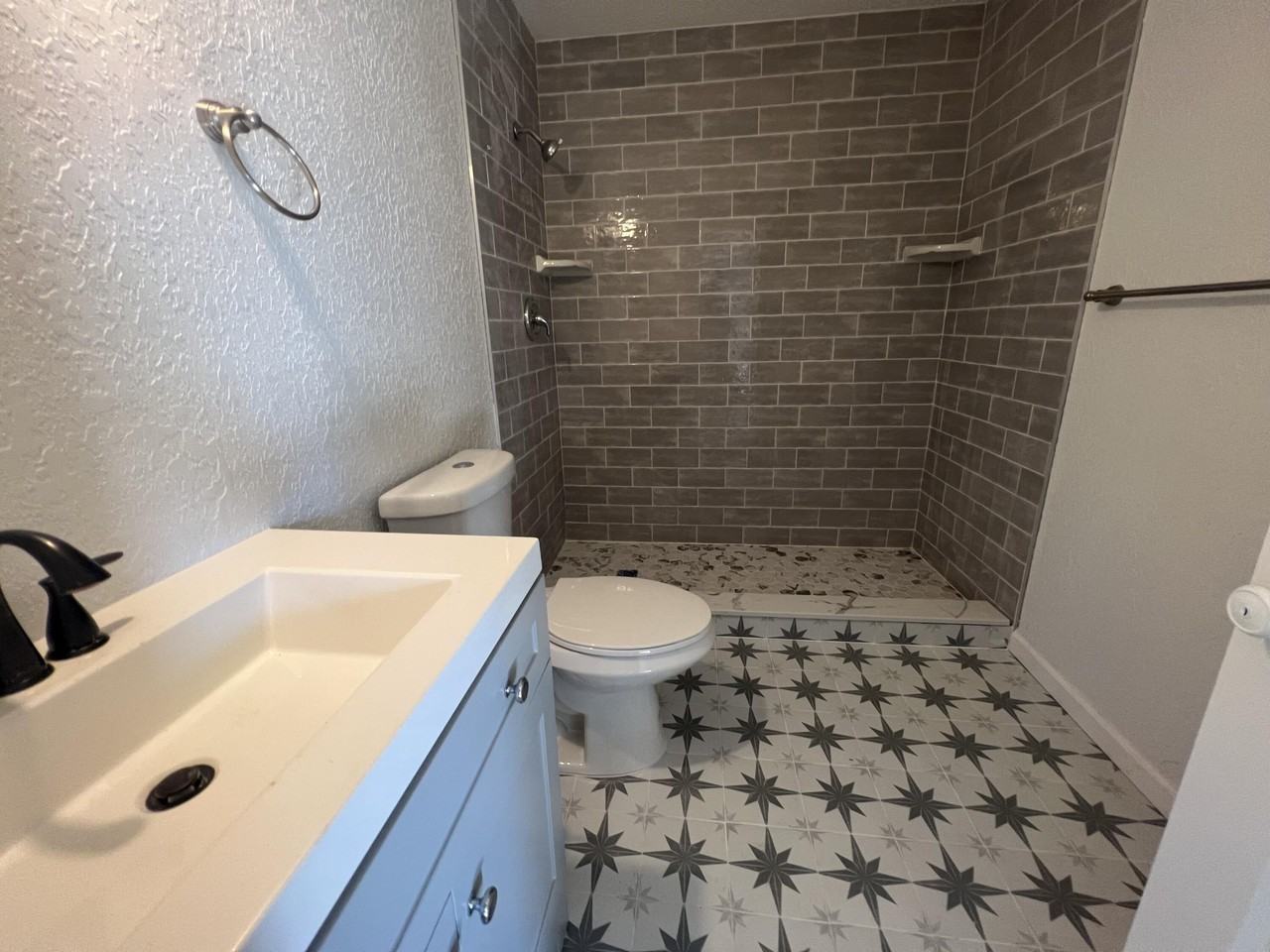 2956 Kirk Rd - Photo 3 of 8