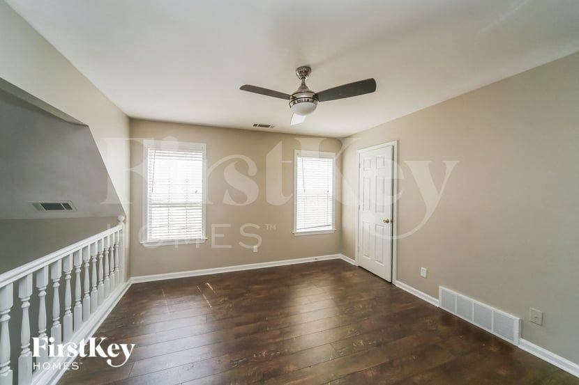 10432 Kensington Cir - Photo 7 of 15