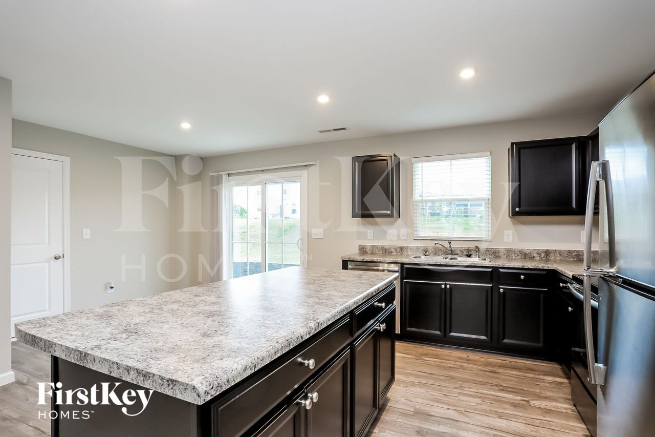 14 Windchime Ct - Photo 5 of 15