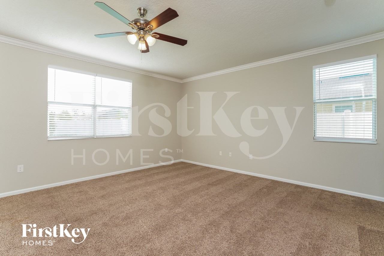 1958 Rock Springs Way - Photo 3 of 15