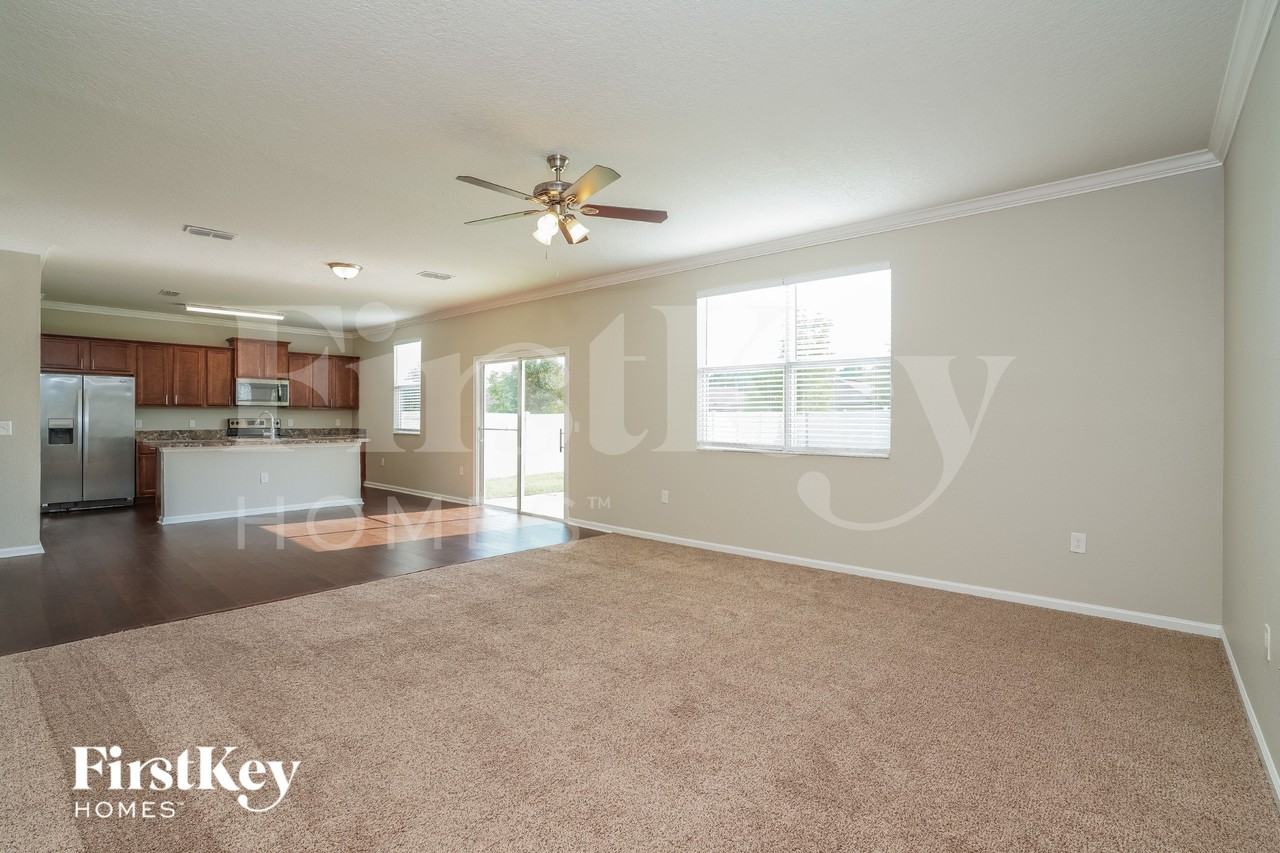 1958 Rock Springs Way - Photo 4 of 15