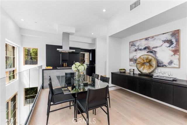 1035 1/2 N Vista St - Photo 5 of 8