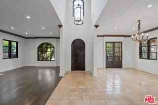 305 N Palm Dr - Photo 5 of 8