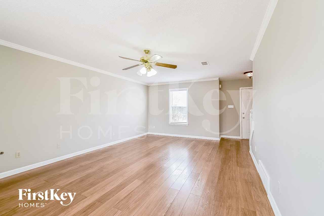 8664 Forest Breeze Dr - Photo 3 of 15