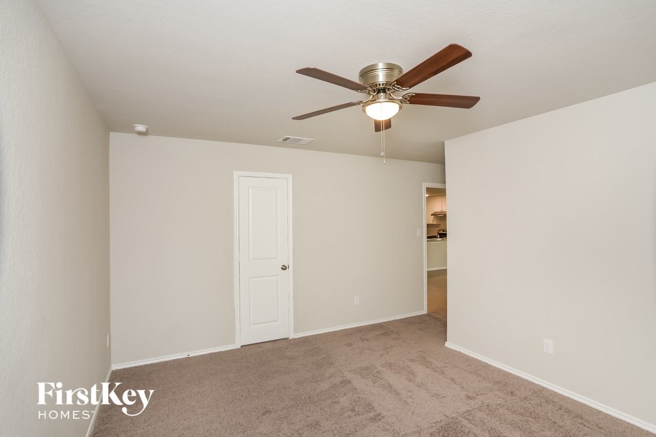 1814 Morse Way - Photo 7 of 15