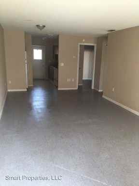 2936 8 Iron Dr - Photo 2 of 7