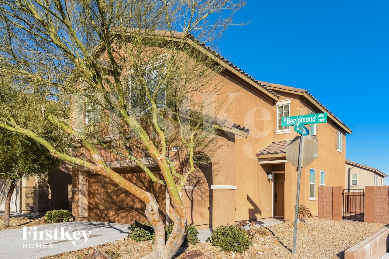 7380 Benlomond Ave - Photo 2 of 15