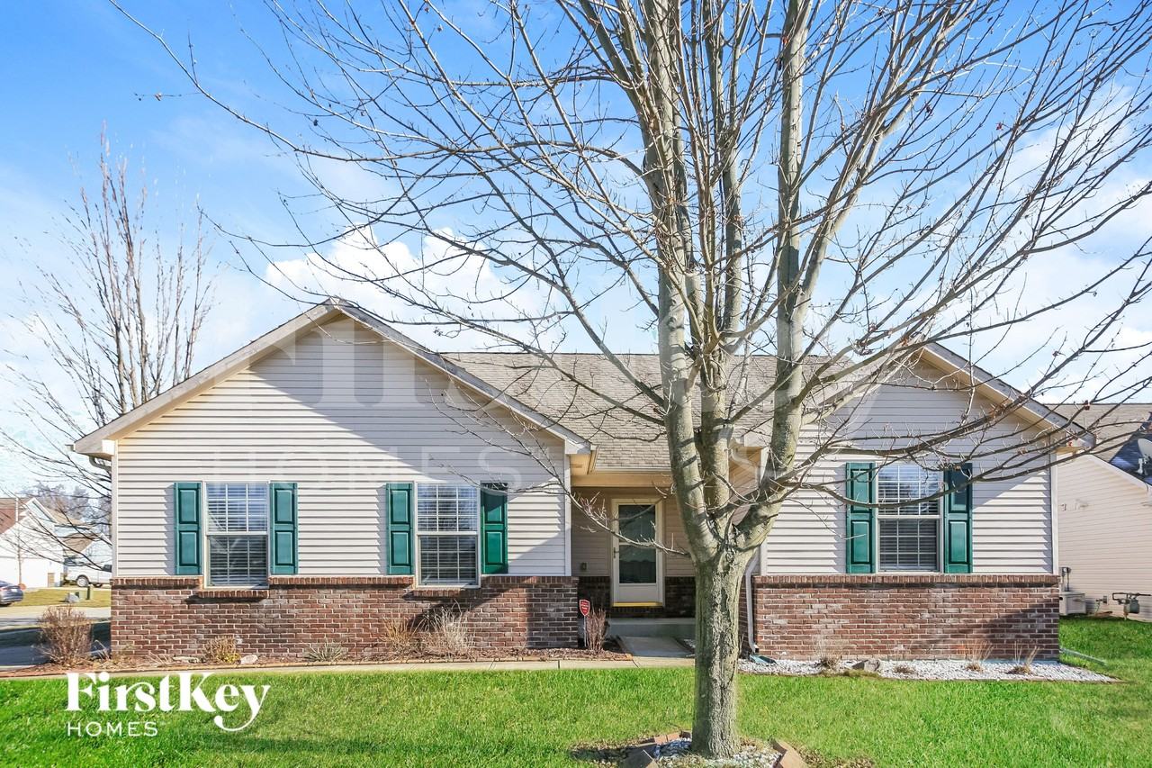 3057 Sholty Ct - Photo 3 of 16