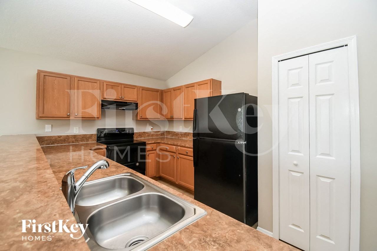 7574 Mishkie Dr - Photo 6 of 15