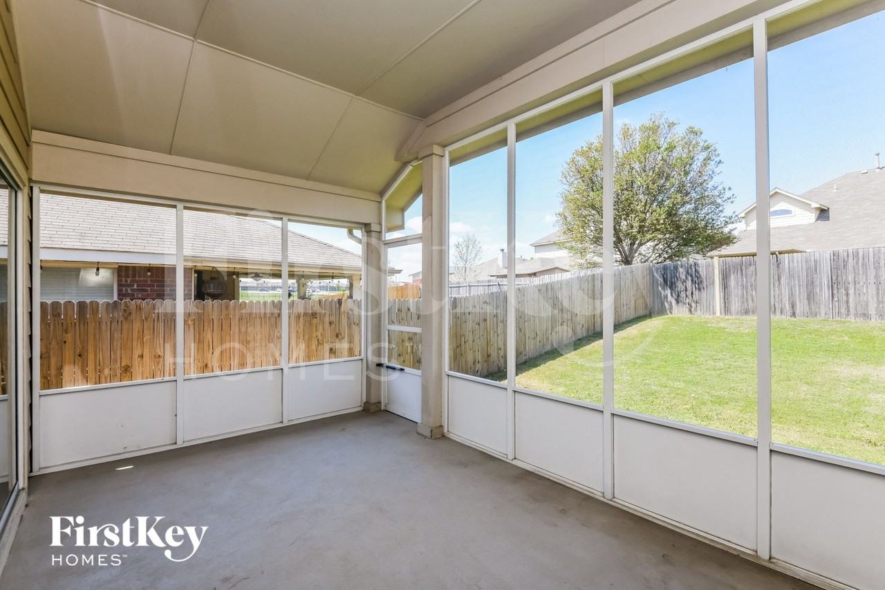 6109 Paddlefish Dr - Photo 6 of 15