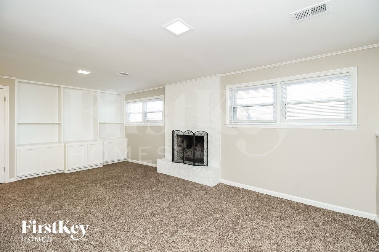 7310 Flint Dr - Photo 7 of 15