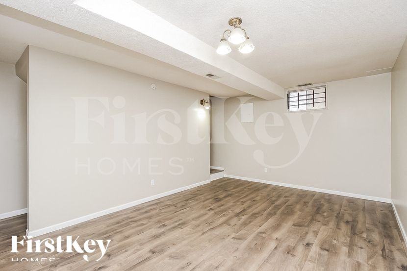 1912 Nw 62nd Ter - Photo 7 of 15