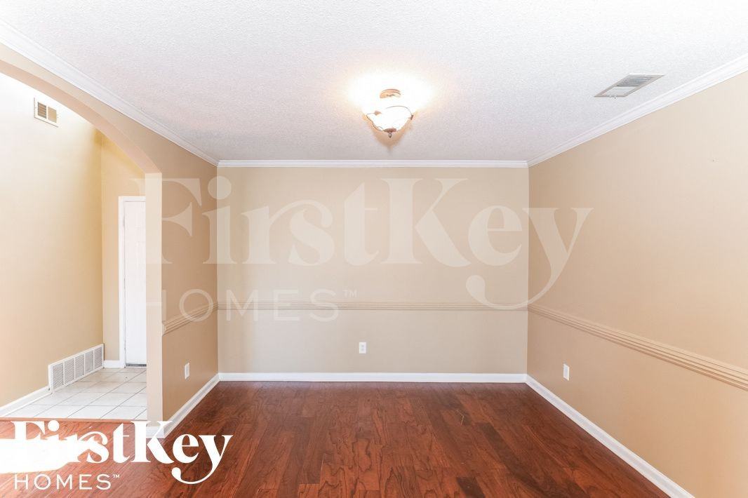 9920 Calderdale Dr - Photo 7 of 14